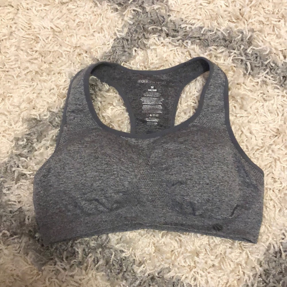 Sports bra